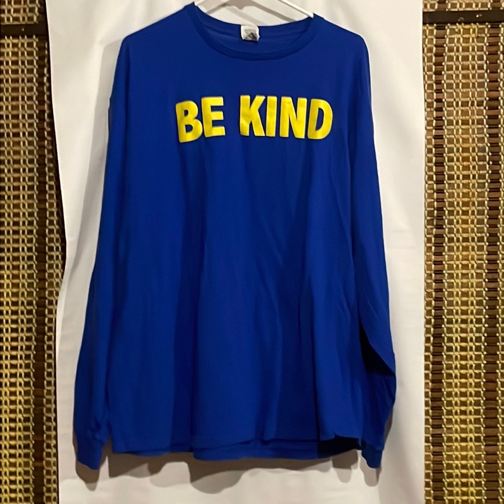Men’s long sleeve